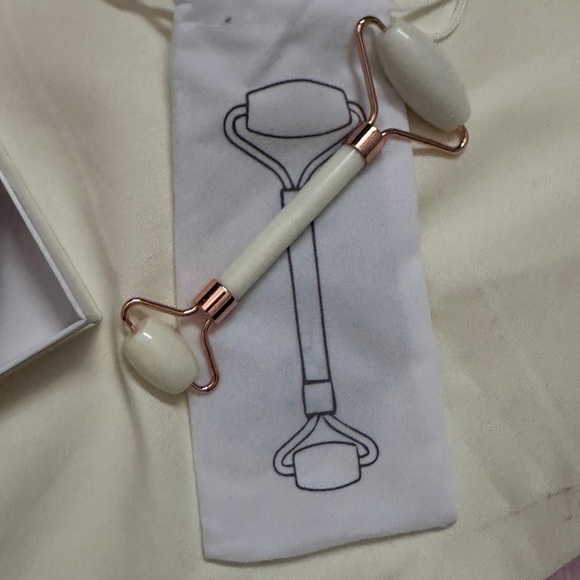 Miss to Mrs. Bridal Accessories - Picture 9 of 13